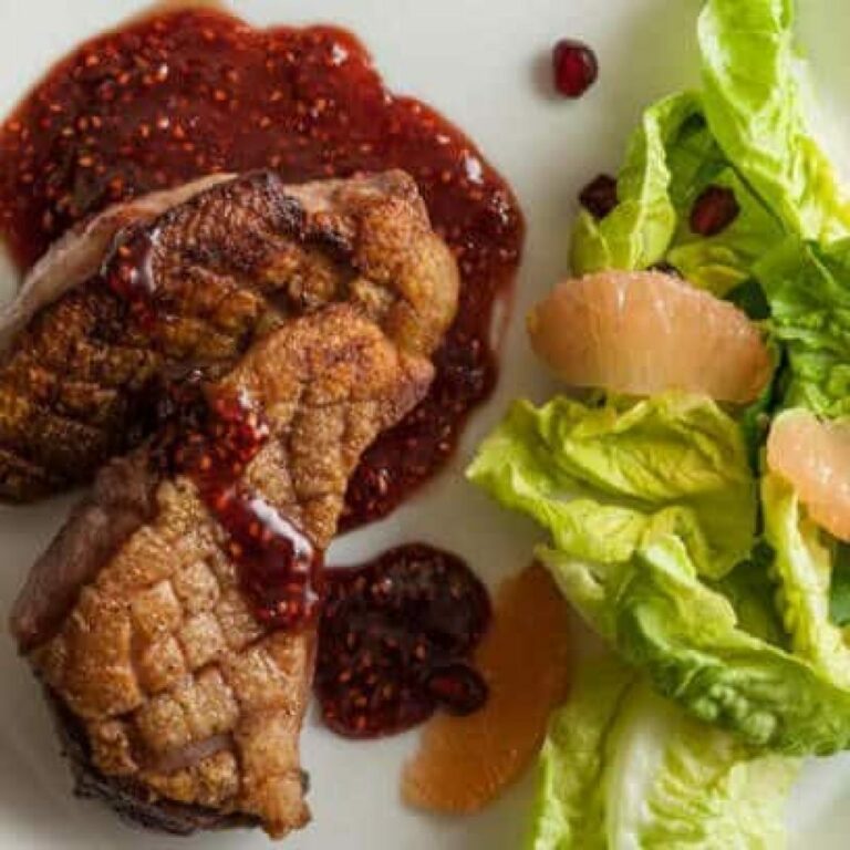 pan-roasted-duck-breast-with-raspberry-sauce